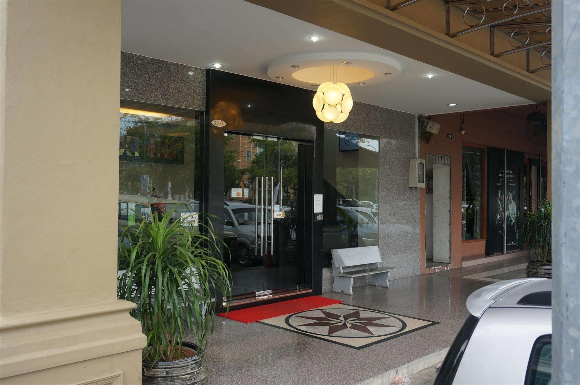 Maxi Inn Bintulu Luaran gambar